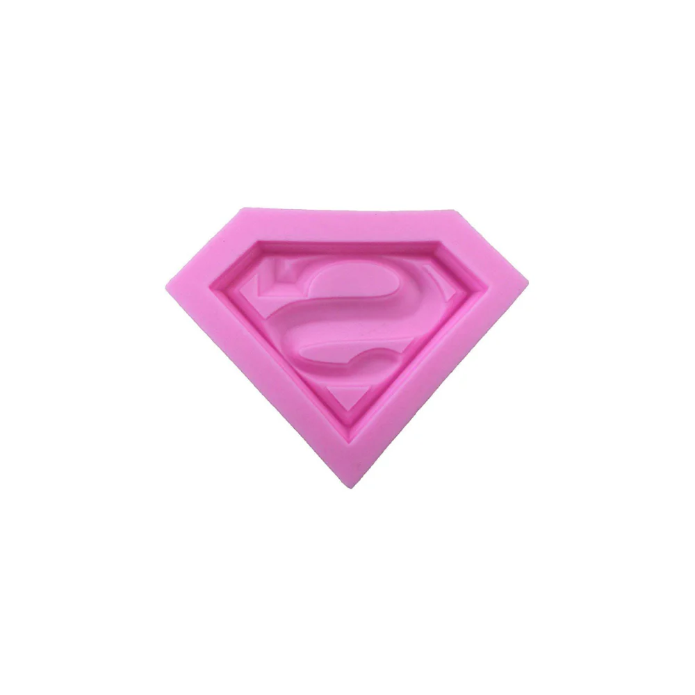 Molde de Silicona Escudo Superman Selva Negra - Image 3