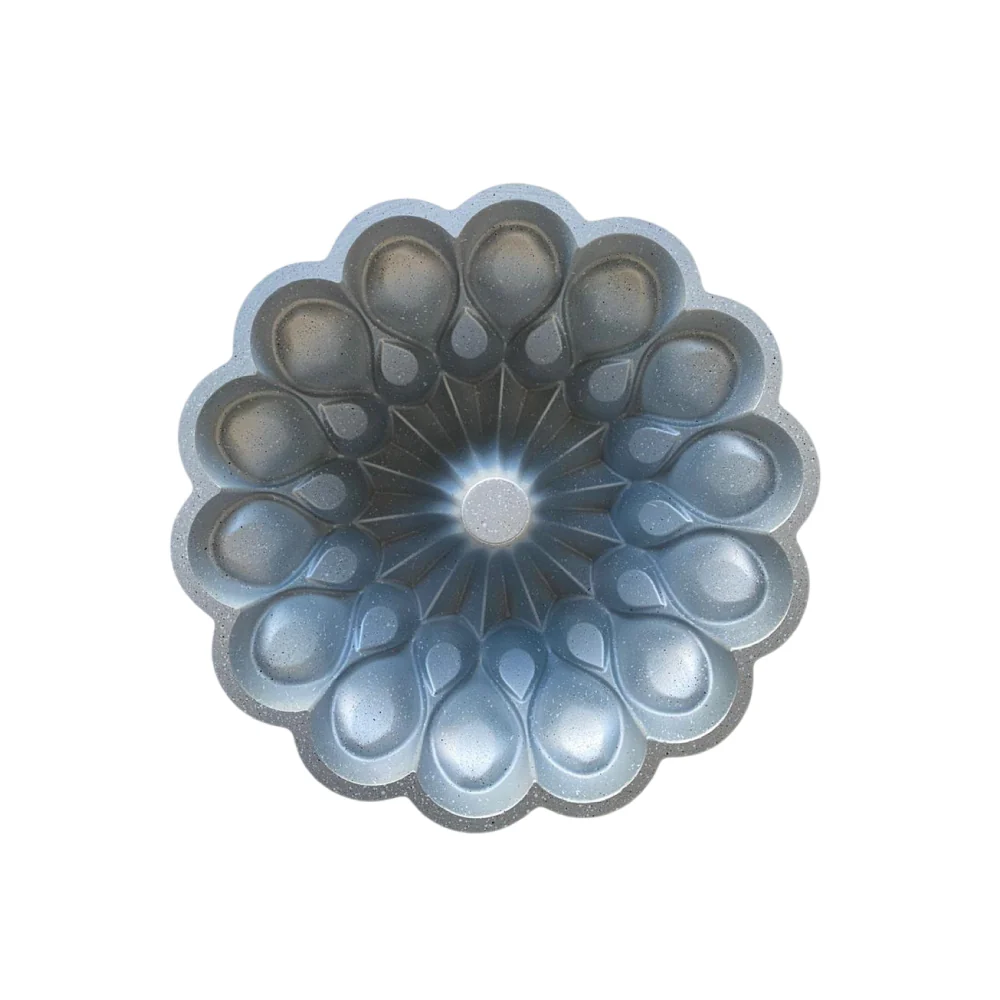 Molde Metálico Corona Elegante Selva Negra - Image 7